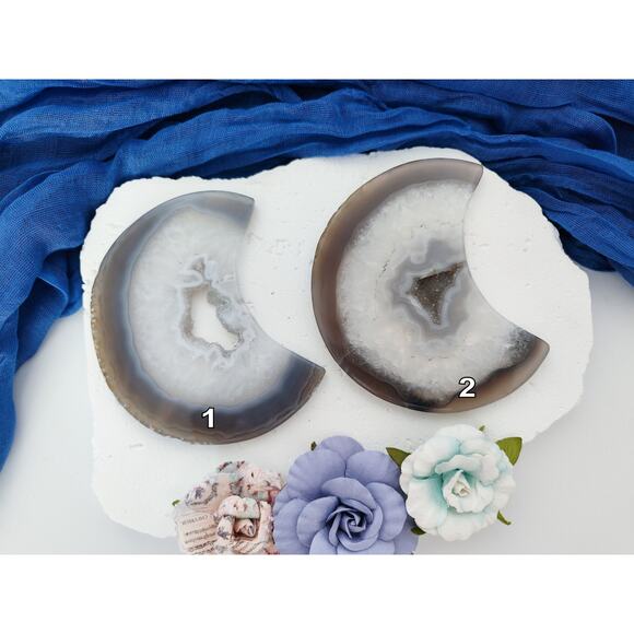 Druzy Agate Flat Moon Crystal Carving - Picture 8 of 8